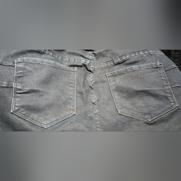 S.O.N.G. Maternity Jeggings - Picture 5 of 7